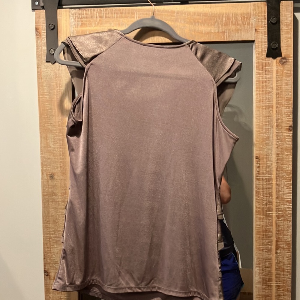 The Limited Ruffle Shirt - Picture 4 of 7